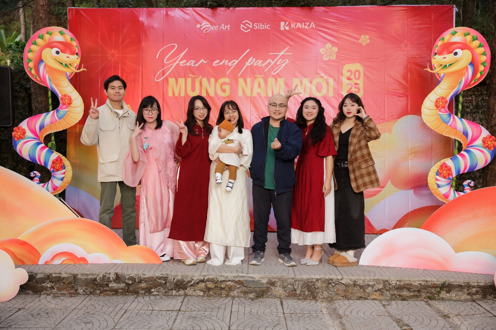 Hình ảnh team building